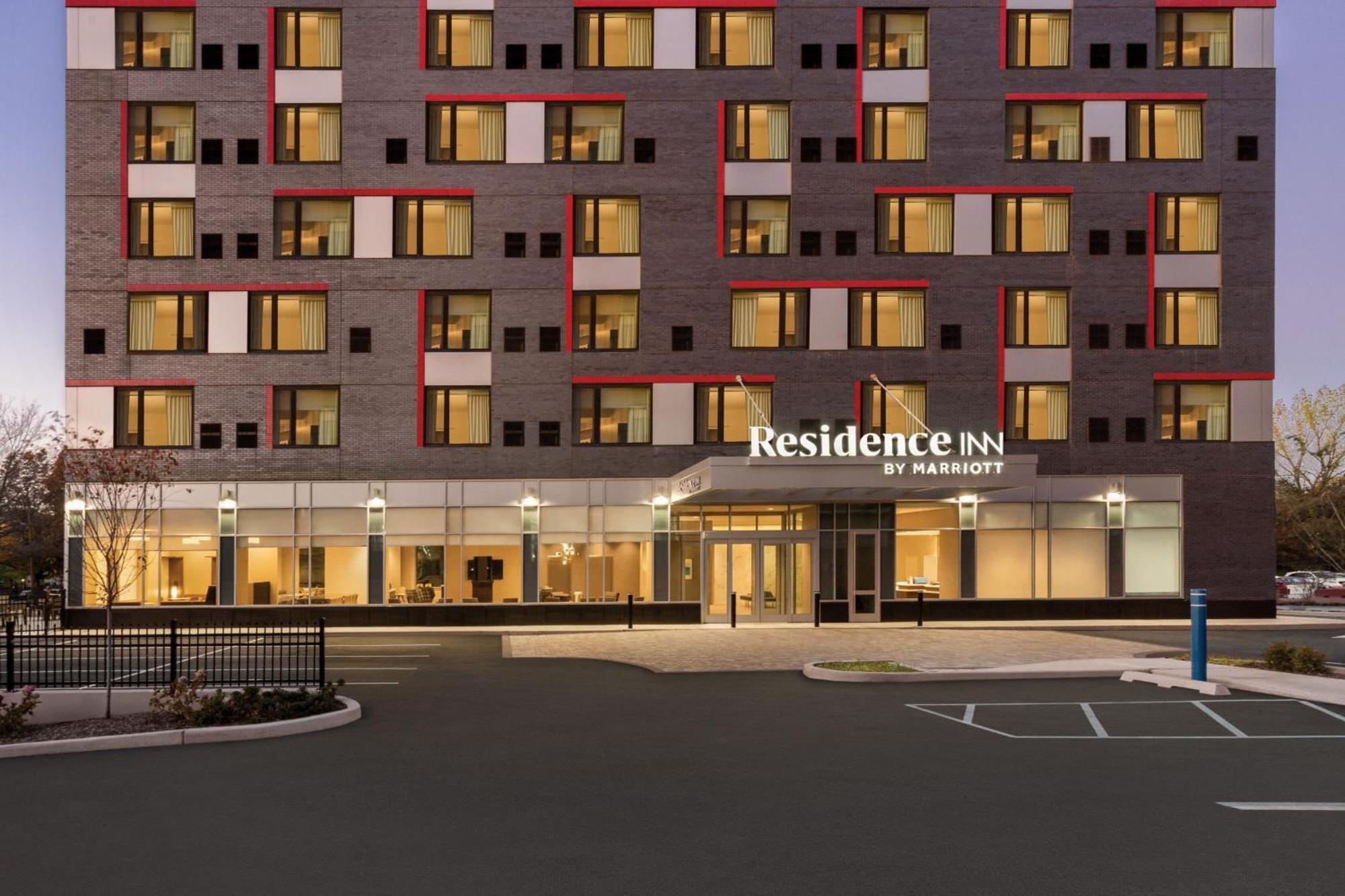 Residence Inn By Marriott New York Jfk Airport Екстер'єр фото